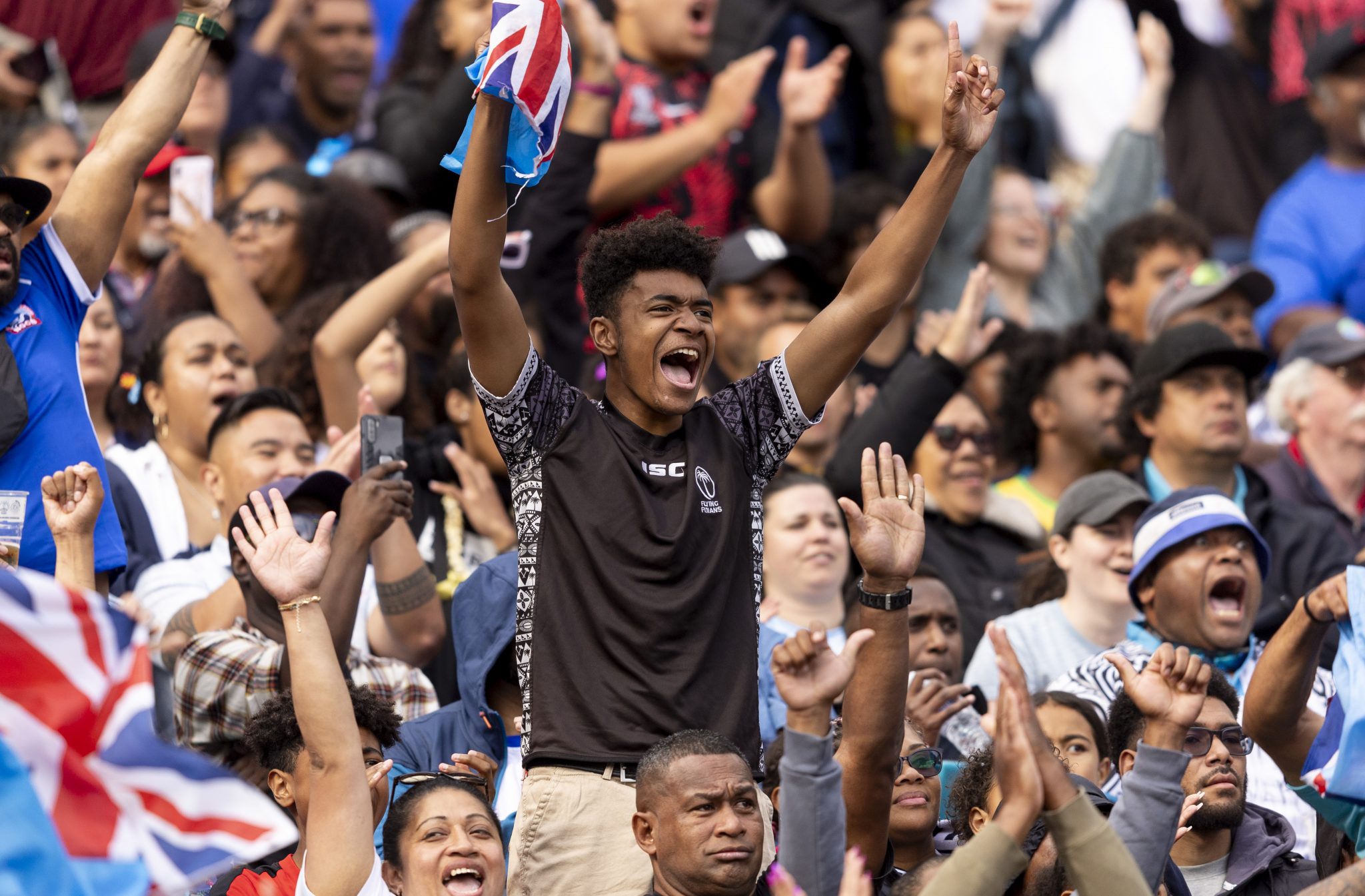 Cheering rugby fans